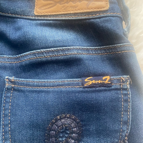 VGC Seven7 women’s denim jeans in petite size 25!!! - Picture 3 of 8